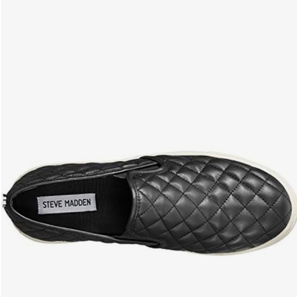 Steve Madden Shoes - Steve Madden slip on sneakers